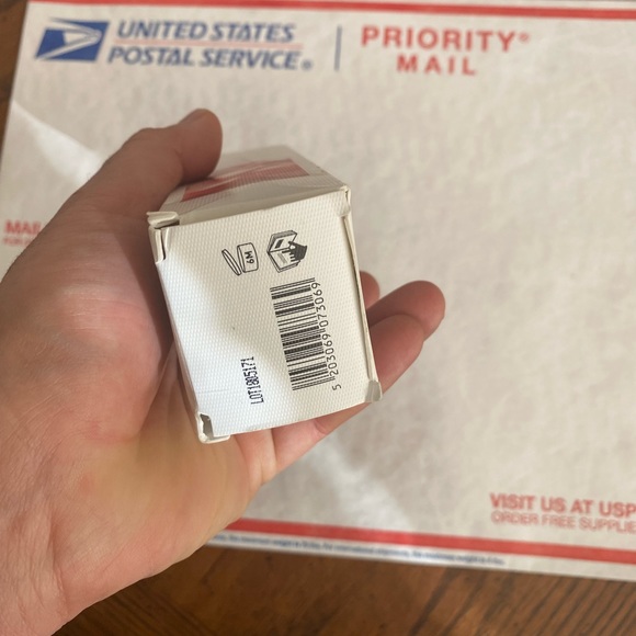 Korres Pomegranate Resurfacing Mask 2.54oz NIB - Picture 4 of 5